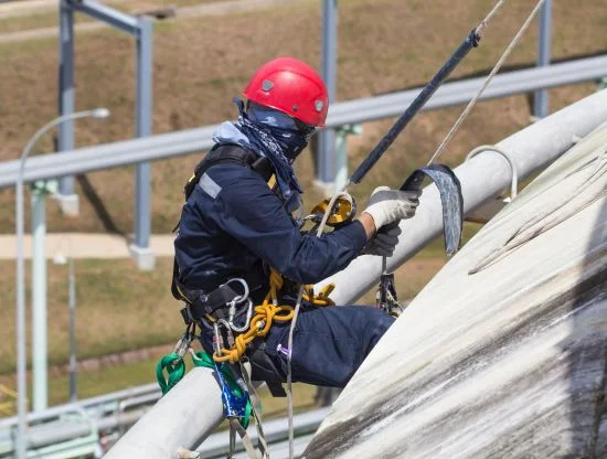 Yello metal structure